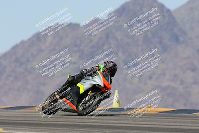 media/Apr-13-2024-SoCal Trackdays (Sat) [[f1617382bd]]/9-Turn 9 (110pm)/